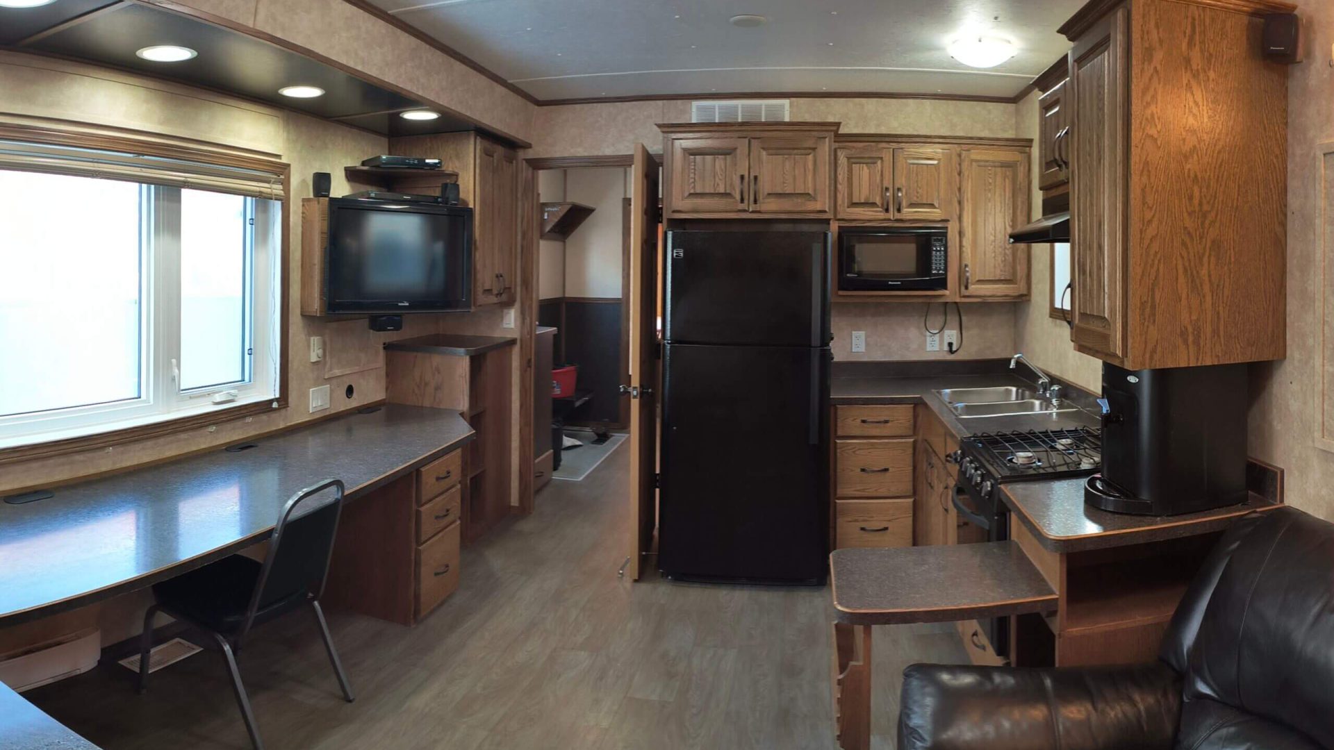 3 Suite Portable Accommodation Trailer