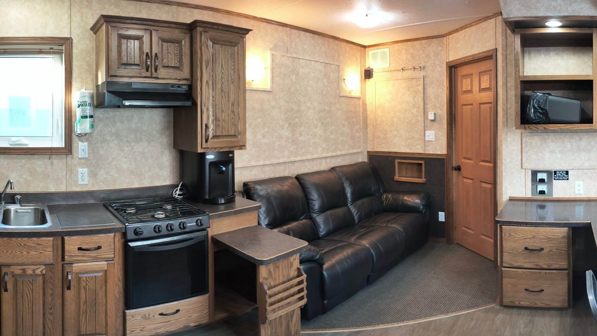 3 Suite Portable Accommodation Trailer